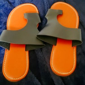 Roman Toe Loop Flat Slippers